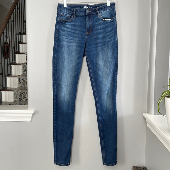 Old Navy Rockstar Super Skinny Jeans - Picture 1 of 7